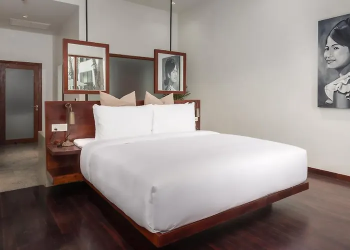 Hotel Shintana Saya La Maison